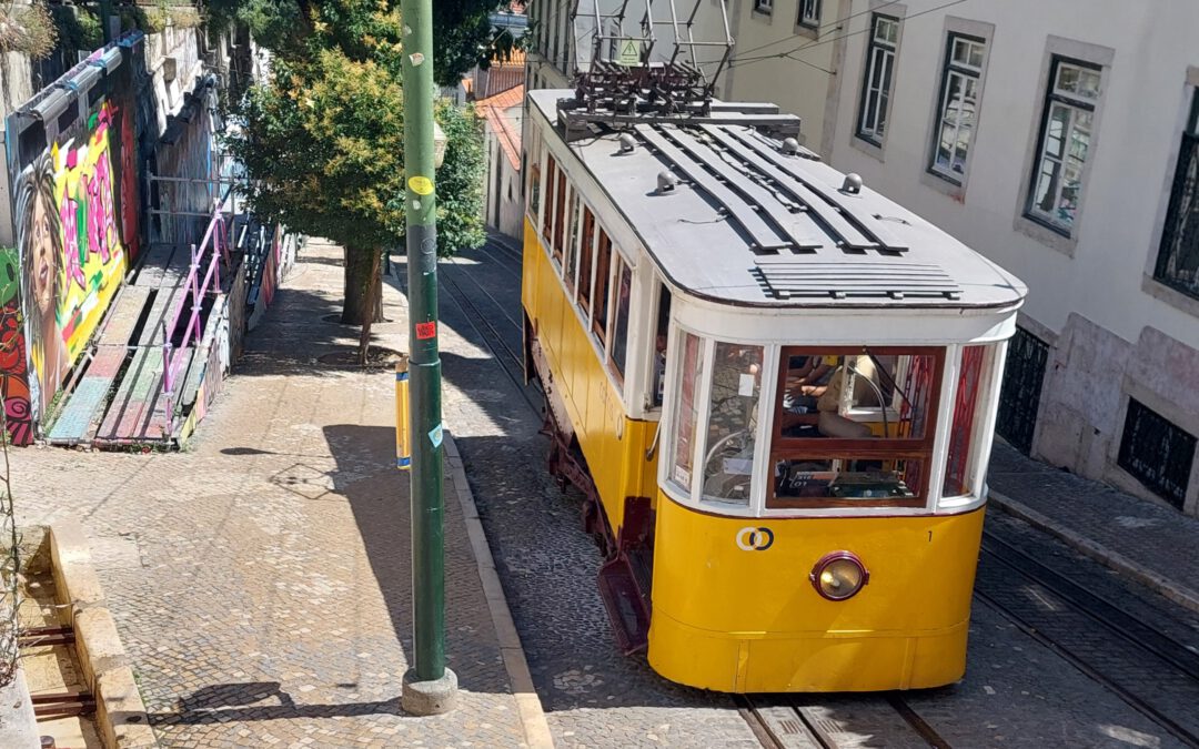 Tram in Lissabon